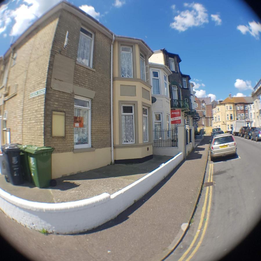 6 berth first floor flat Glen Villa 5 Great Yarmouth Buitenkant foto